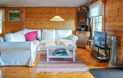 Awesome Home In Sunnansj� W/ 2 Bedrooms