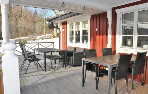 Two-bedroom Holiday Home In Svanskog