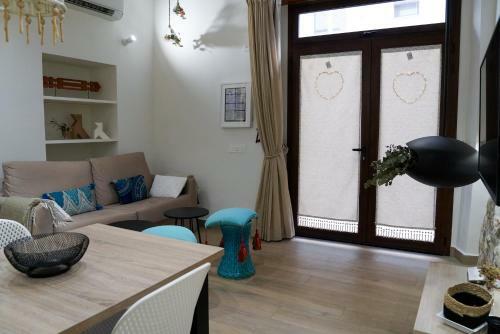 Apartaments La Rambla - La Pelu - 2 Persones