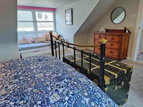 New Fabulous 2bd Maisonette Dunfermline, Fife