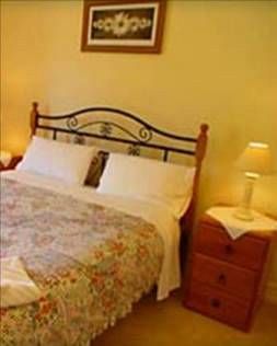 Lodge Whispering Pines Chalet And Cottages