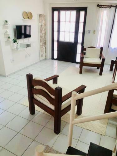 Residencial Com 3 Su�tes Na Praia De Taperapuan