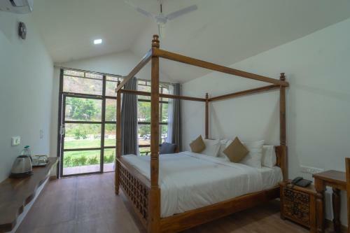 Hotel The Ayali Riverside Resort