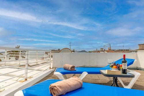 Beachfront Apartment Sivella Mar