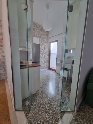 Hall Apartments & Rooms - Ath Airport