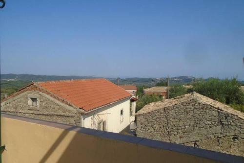 Eleni's House In Valaneio