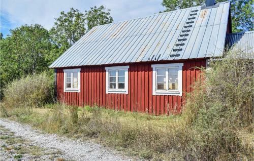 Awesome Home In K�pingsvik With 1 Bedrooms