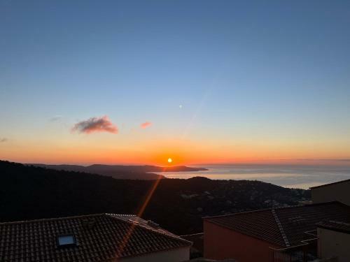 Apartamento Appartement Avec Vue Mer Exceptionnelle Et Piscine