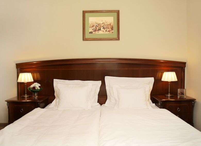La Contessa Castle Hotel