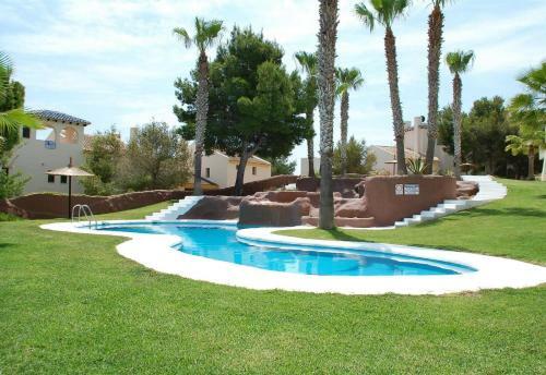Lovely Apartment Near Golf