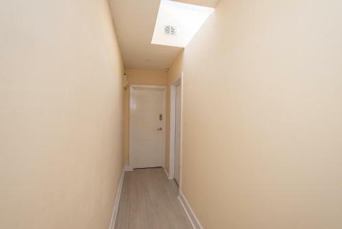 Apartamento Newly Refurbished Studio 20mins To London Bridge