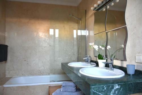 Villa Sea Breeze Ocean View