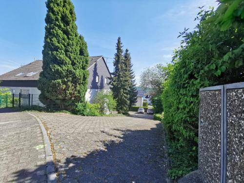 Cozy Apartment Mit Sonnenterrasse, Ofen & Netflix