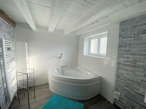 Hostal Maisons D'h�tes � La Fontaine Fleurie 88