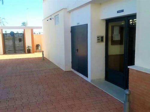 Modern Apartment In Roquetas De Mar With Garden