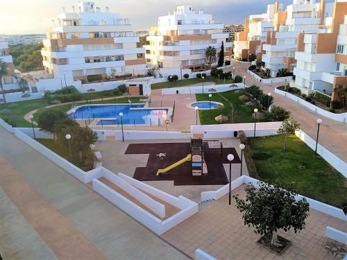 Modern Apartment In Roquetas De Mar With Garden