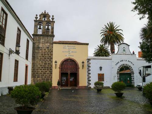Town House San Crist�bal De La Laguna