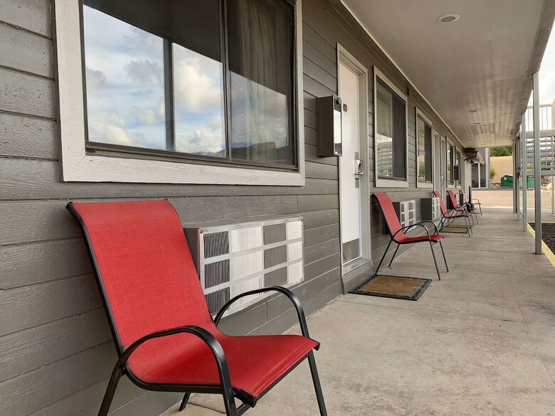Hotel America's Best Value Inn & Sui