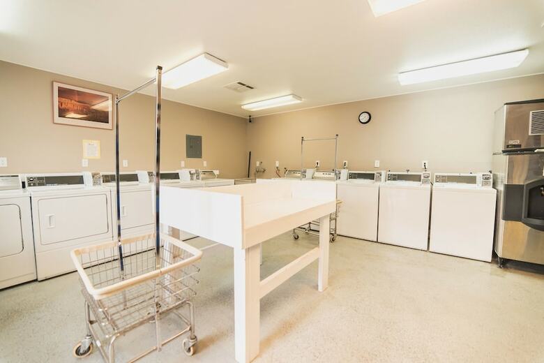 Hotel America's Best Value Inn & Sui