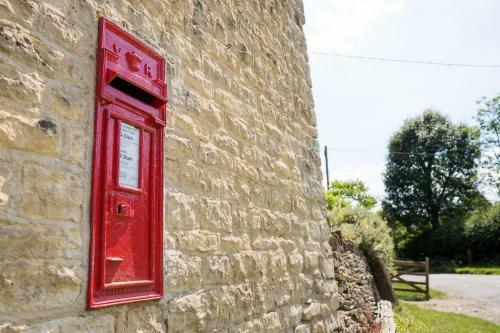 Stunning 2-bed Cottage In Fordwells