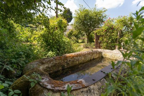 Stunning 2-bed Cottage In Fordwells