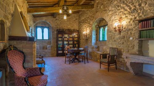 Villa Santa Illuminata 20&12