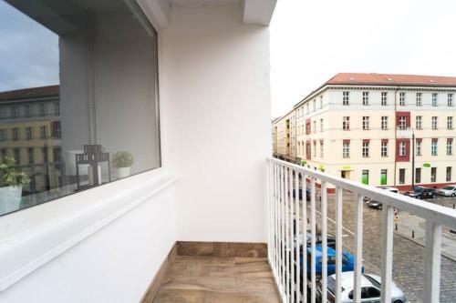 4 Rooms Apartment On Martket Square - Nice View - 150 M Town Hall