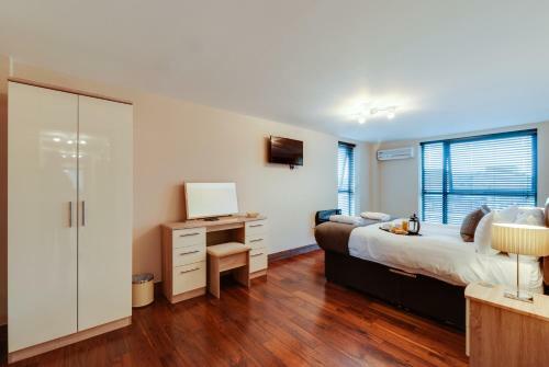 Book A Base Apartments - Duke Street