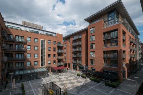 Book A Base Apartments - Duke Street