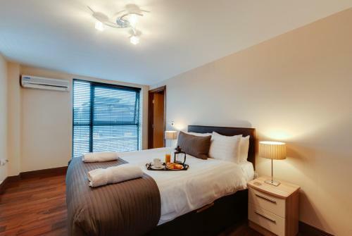 Book A Base Apartments - Duke Street