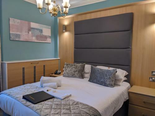 The Wildings Hotel & Tudno's Restaurant