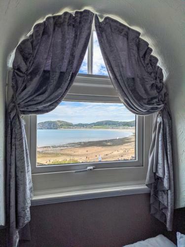 The Wildings Hotel & Tudno's Restaurant