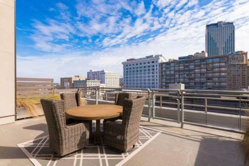Apartamento Urban Condos With City Views