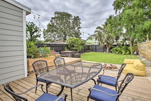 Chic Escape With Furnished Deck Walk To Cafes!