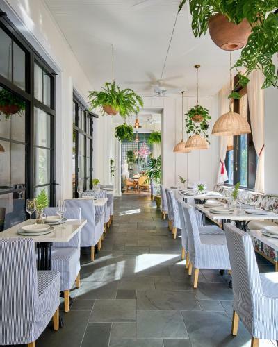 Virgin Hotels New Orleans