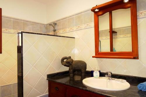 Home Casa Sue�o In The Village Of Mala