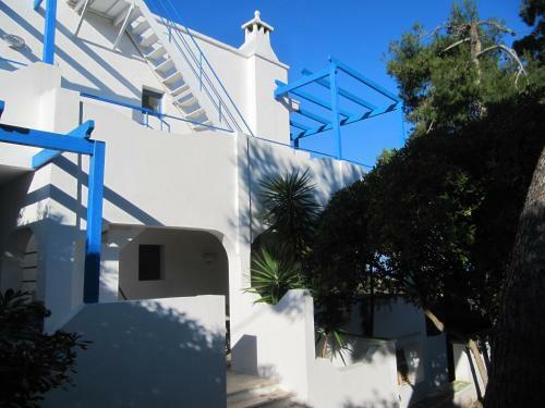 Villa Flora Studios & Apartments