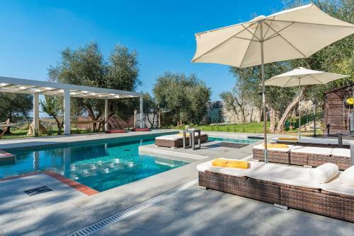 Villa Casale Montegiovi 6&4