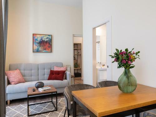 Home Art Apartments M�laga