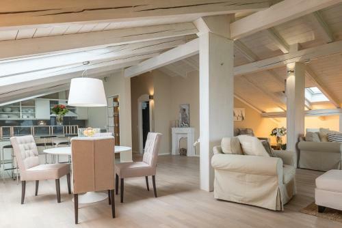 Hostal Hotel Garni - Chiemsee-pension-seebruck