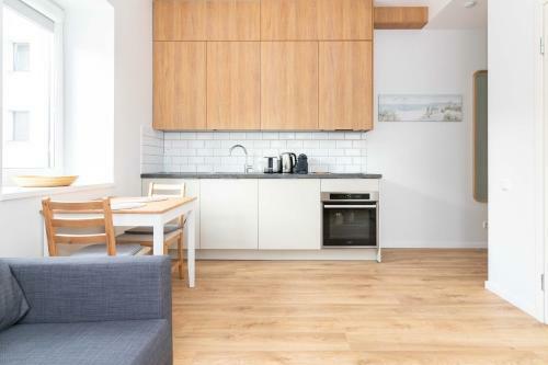 Top Street One Apartments, By Cohost