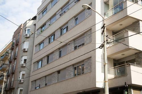 Ahoy Luxury Apartment