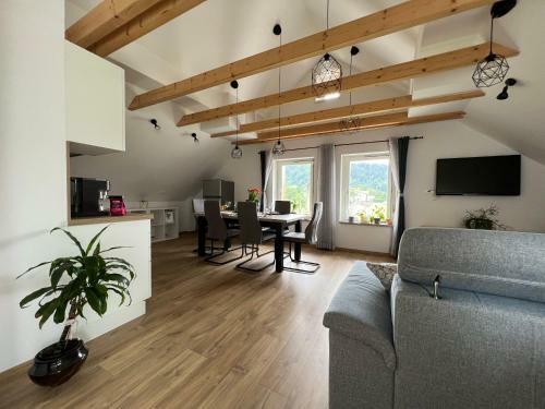 Apartma Ana
