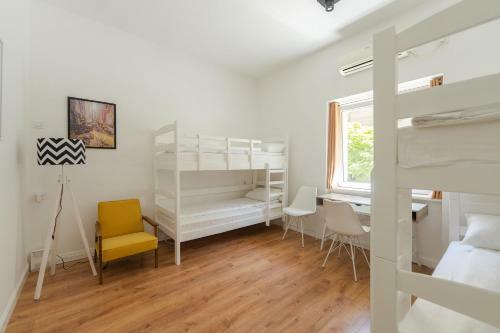 Sleep Hostel