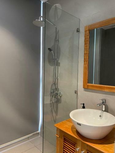 Studio Serviced Apartments