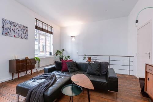 Sunny And Spacious Duplex Apartment On Top Location In Gent