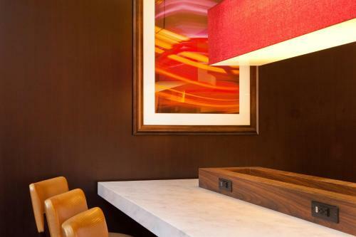 Hotel Courtyard By Marriott Syracuse Downtown At Armory Square