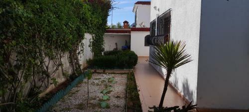 Hostal Villa Razoli Spacieuse Calme Et Familiale