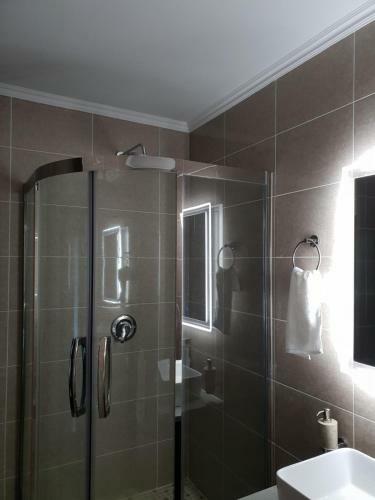 2bed Luxury Hotel Apartment. Fourways