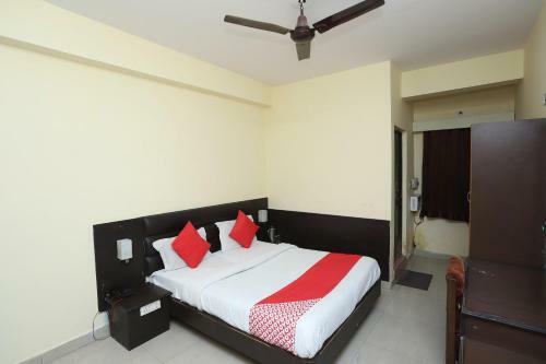 Collection O 44364 Hotel Gaurab